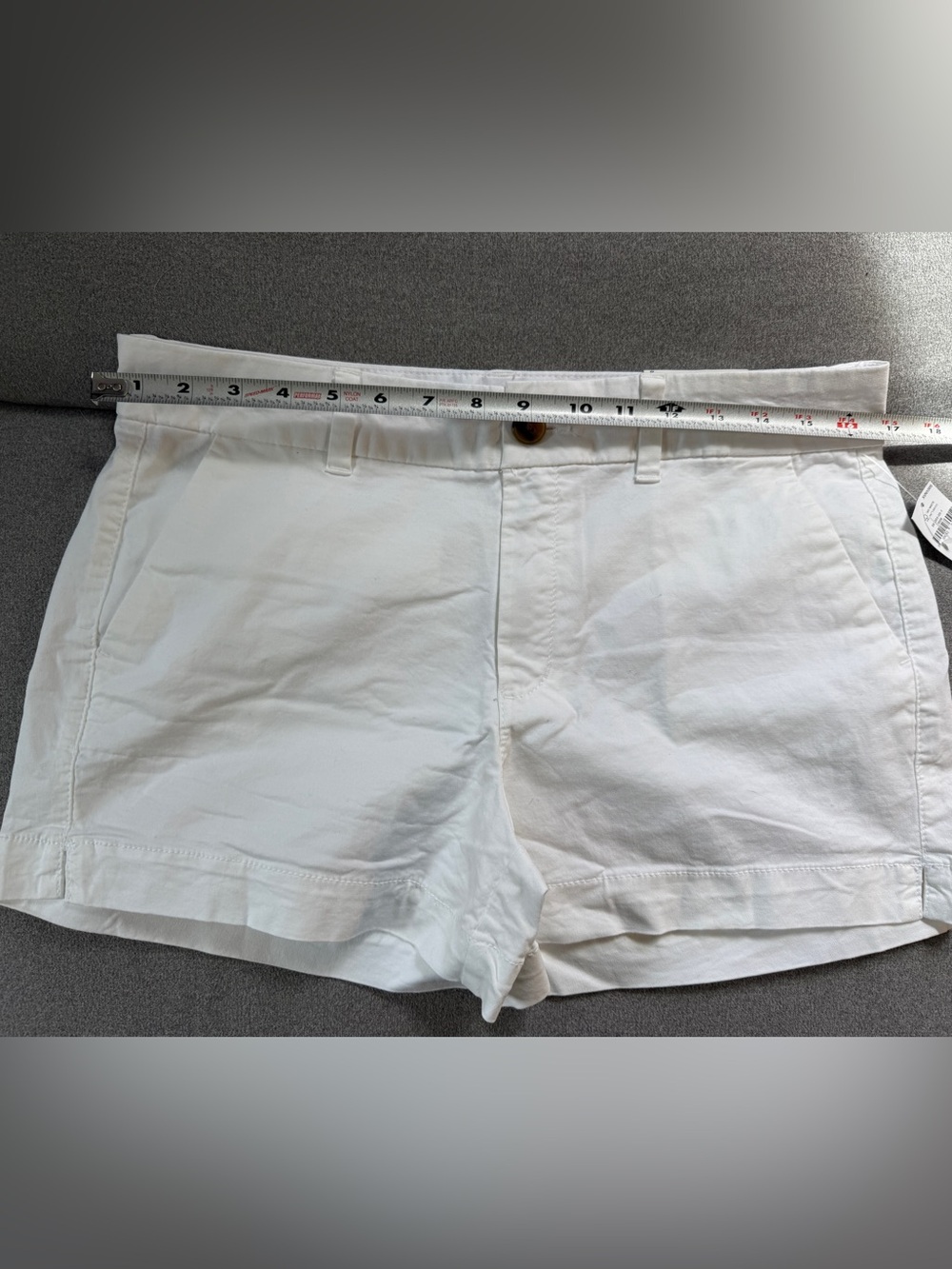Old Navy White Cotton Blend Women's Jean Shorts - Picture 5 of 7